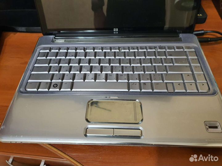 HP pavilion dv4