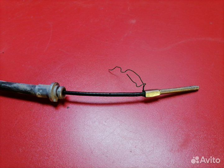 Трос стояночного тормоза передний Infiniti Fx35