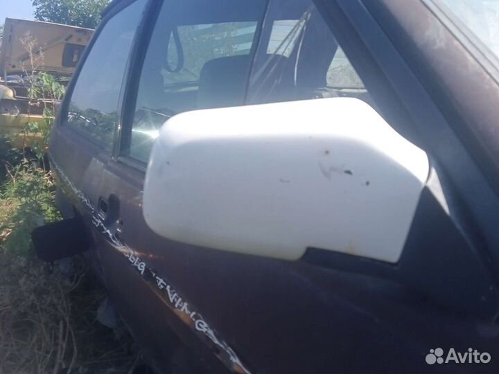 Зеркало правое Volkswagen Golf 2