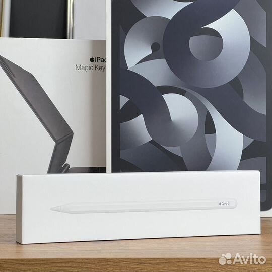 Комплект Apple iPad Air 5 2022 (Pencil, Keyboard)