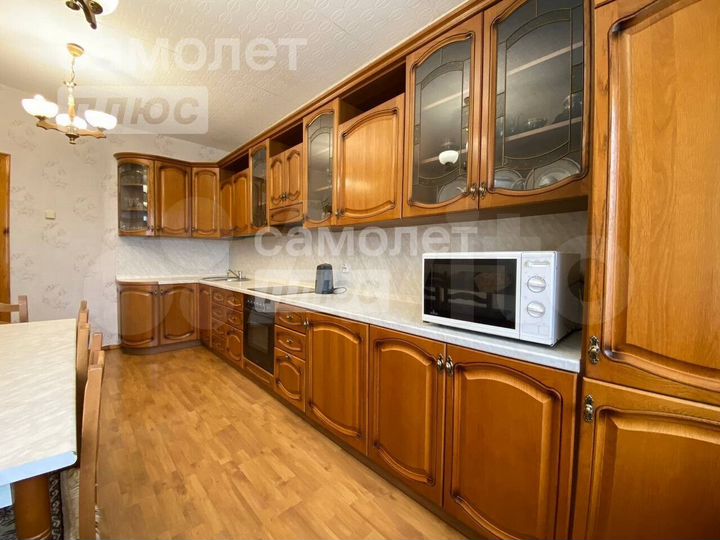 3-к. квартира, 119 м², 6/7 эт.