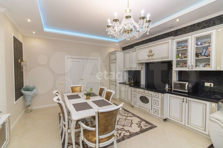 3-к. квартира, 129,2 м², 8/23 эт.