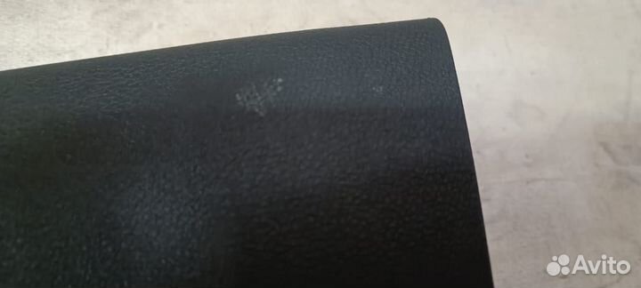 Накладка центральной стойки нижняя левая KIA soren