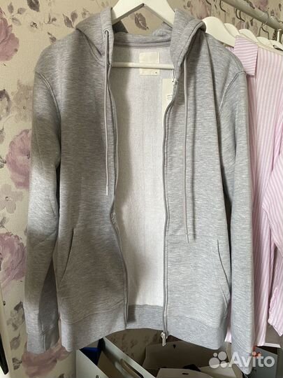 Толстовка reserved