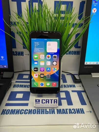 iPhone 8 Plus, 64 ГБ