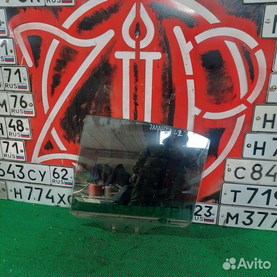 Стекло двери Mitsubishi galant 8