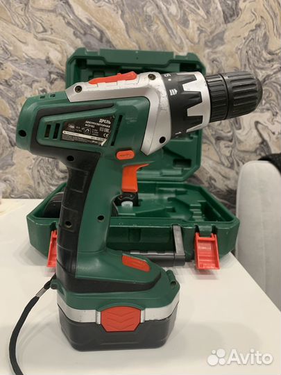 Шуруповерт сетевой hummer flex