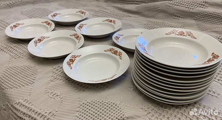 Тарелка СССР полупорционная новая для 1 блюд