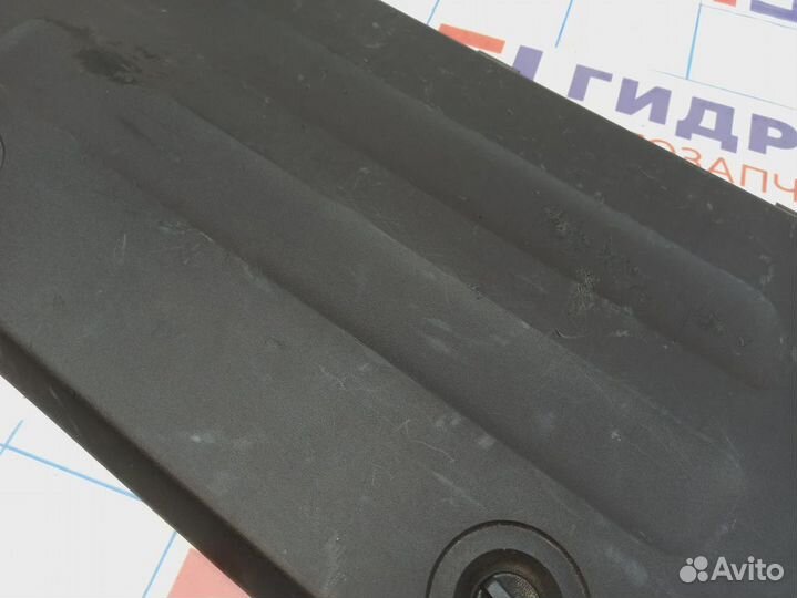 Обшивка двери багажника нижняя Mitsubishi Pajero (V90) 7225A009XA