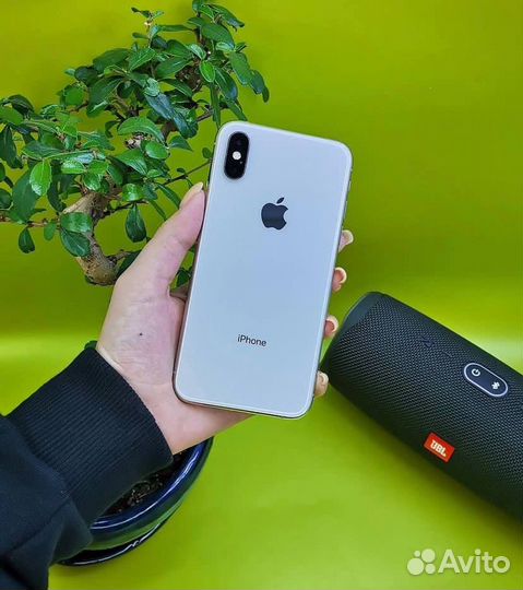 iPhone Xs, 64 ГБ