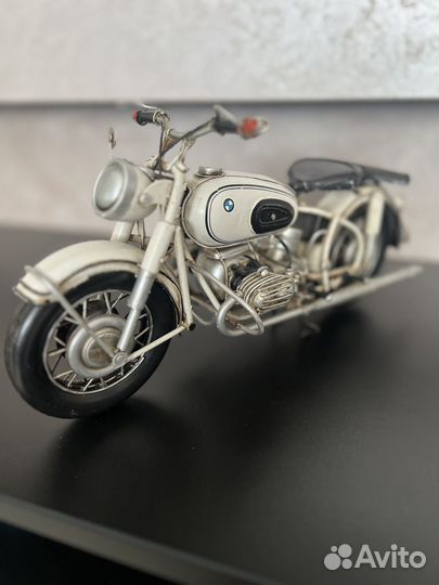 Коллекционная модель мотоцикла BMW