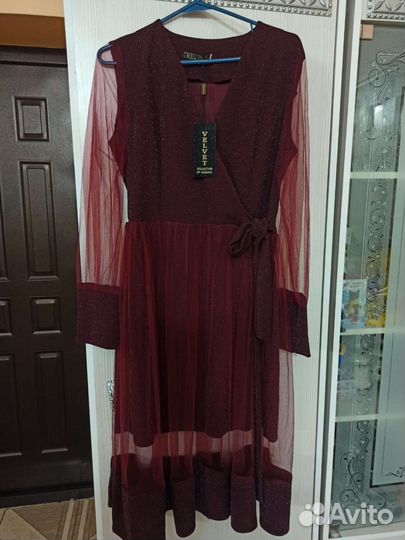 Вечернее платье