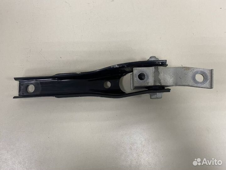 Опора двигателя задняя Volkswagen Tiguan 2017