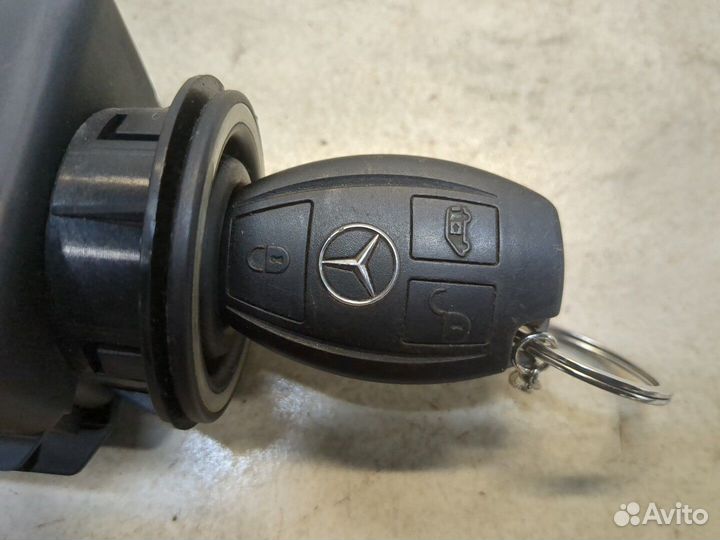 Замок зажигания Mercedes Sprinter, 2012