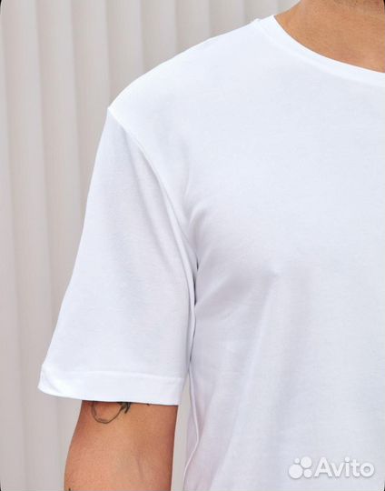 Футболки оптом мужские