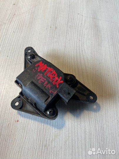 Моторчик заслонки отопителя Hyundai Matrix