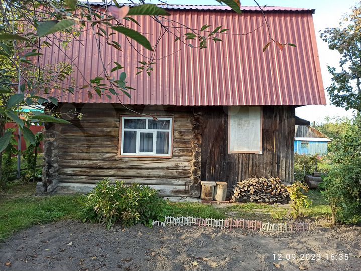 Дача 20 м² на участке 4 сот.