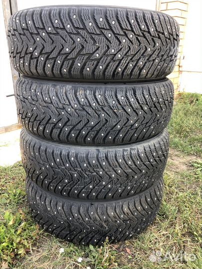 Nokian Tyres Hakkapeliitta 8 185/60 R15