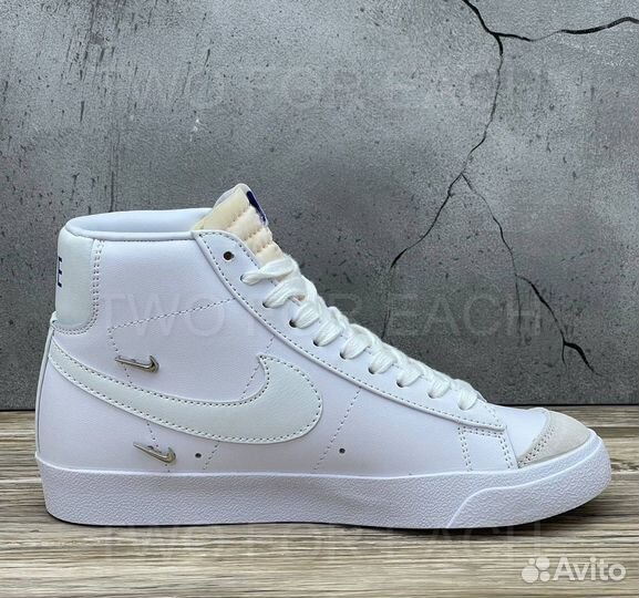 Кроссовки Nike Blazer Mid 77