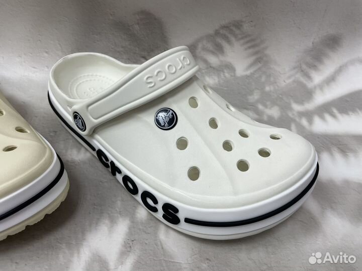 Тапочки crocs