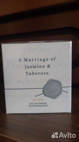 Avon A mariage of Jasmine & Tuberose