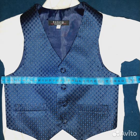 Костюм для мальчика тройка, новый