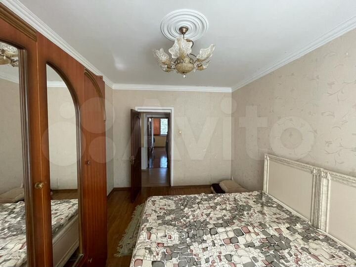 3-к. квартира, 78 м², 1/4 эт.