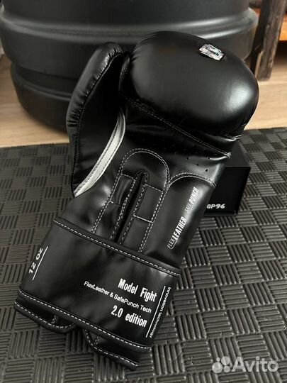 Перчатки Clinch Fight 2.0 (8, 10, 12 oz)