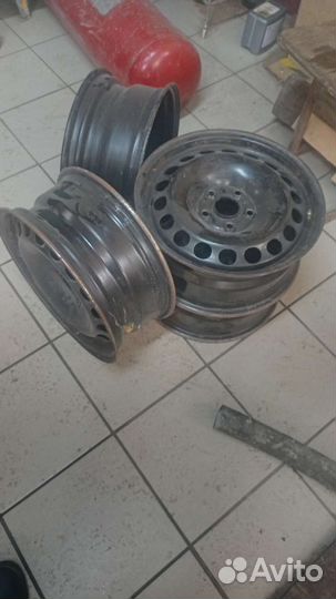 Диски штампы r16 шкода