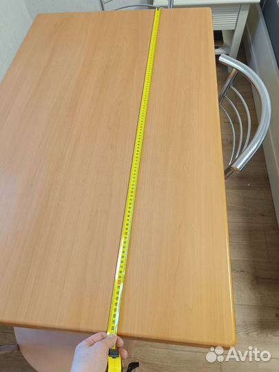 Стол и 4 стула