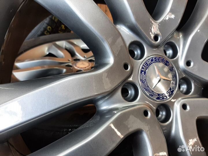 Комплект оригинальных колес R20 для Mercedes GL