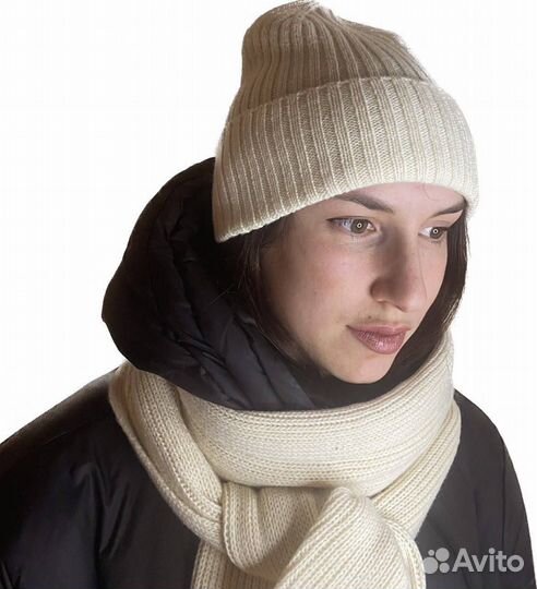 Комплект шапка и шарф женский