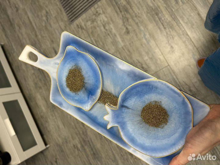 Блюдо подставка из эпоксидной смолы сырная тарелка