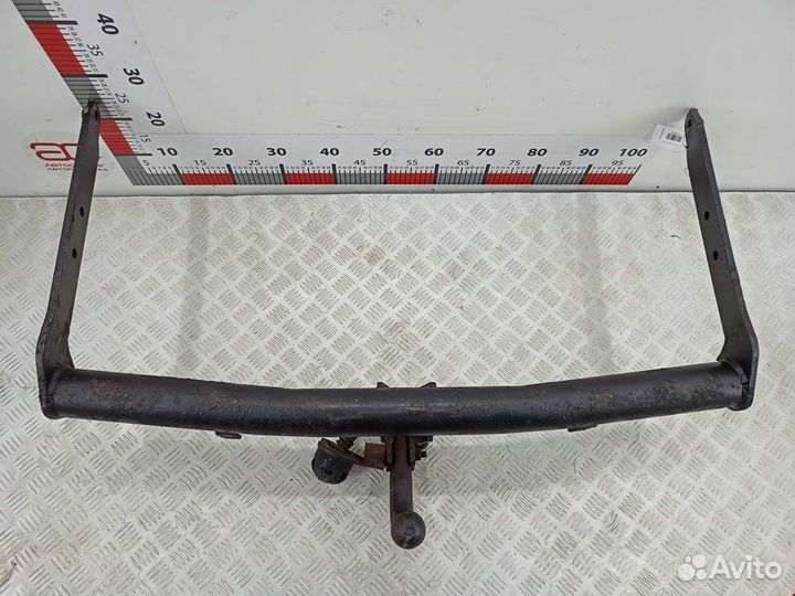 Фаркоп для Volkswagen Sharan 1