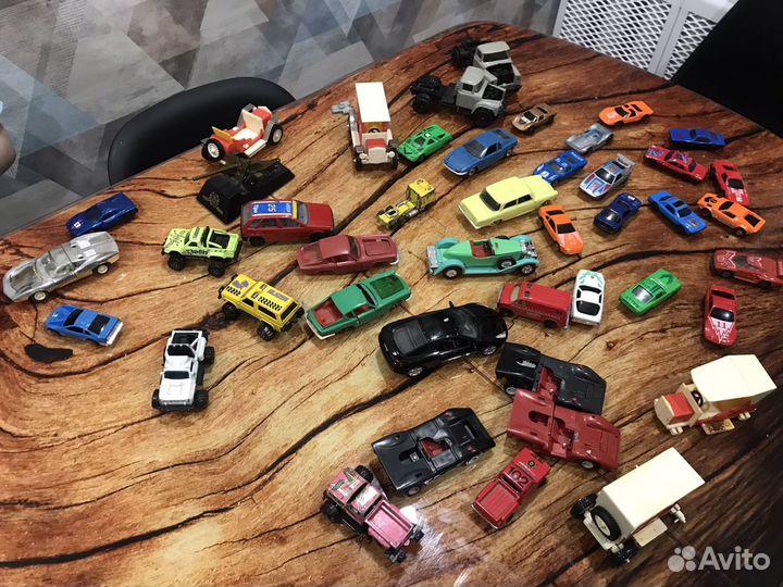 Машинки модельки