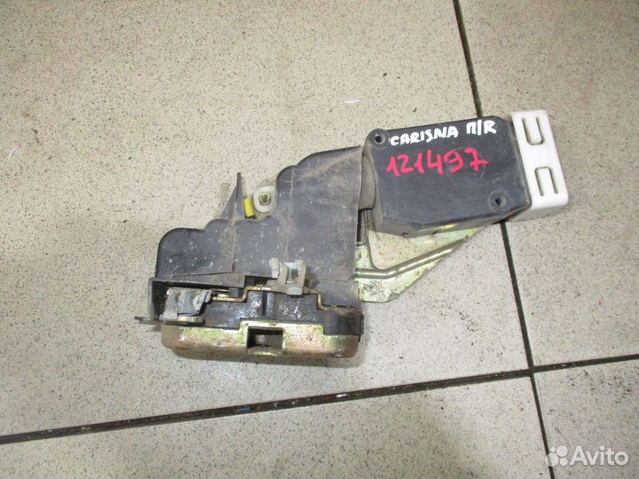 Замок двери передней правой Mitsubishi Carisma