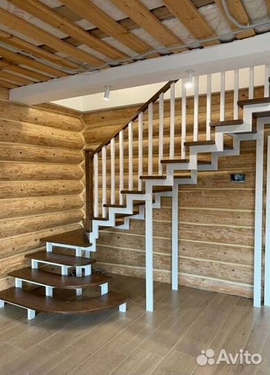 Ступени для лестницы между этажами STU-1071