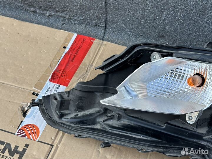 Фара Toyota Camry V40