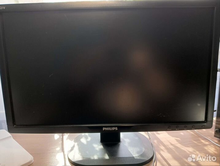 Монитор Philips 221V 21,5