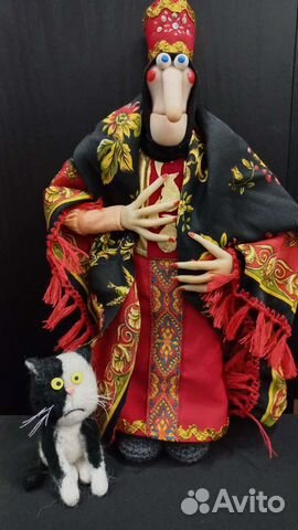 Баба Яга нарядная оберег в дом