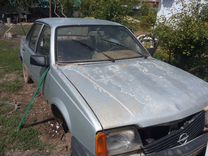 Opel Ascona 1.8 MT, 1985, битый, 100 000 км, с пробегом, цена 35 000 руб.