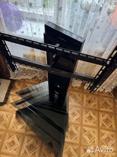 Полка для телевизора