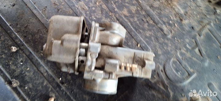 Карбюраторы некомплектные иж к 36 и к65, к62