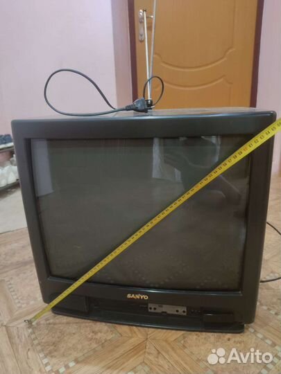 Телевизор бу Sanyo