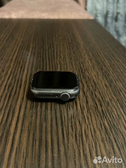 Часы apple watch se 40 mm 2020