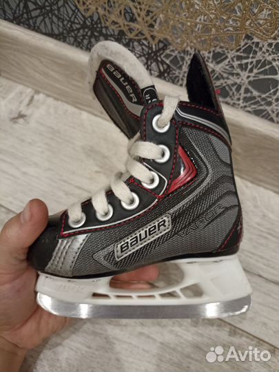 Хоккейные коньки Bauer Vapor x30 детские