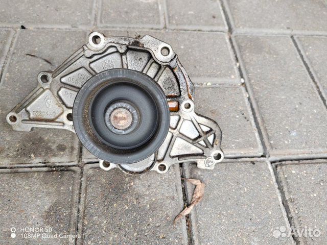 Водяная помпа Audi A6 C5 2.5TDI 2004