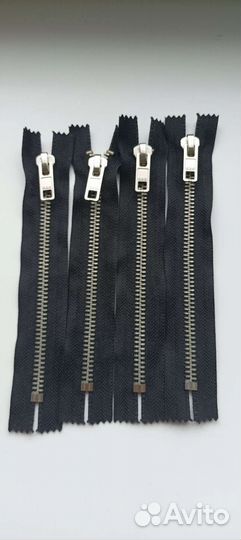 Молния для одежды и обуви