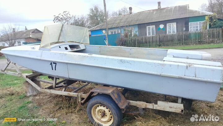 Продам лодку