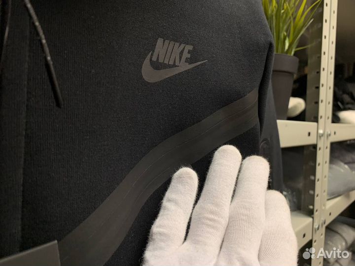 Кофта Nike Tech Fleece черная